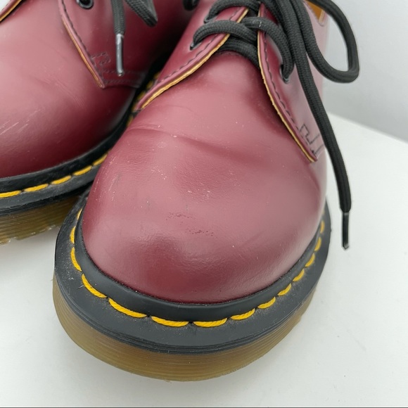 *SOLD* Dr. Martens Smooth Leather Oxford Shoes - Picture 6 of 11